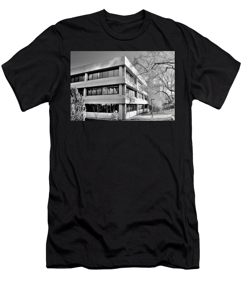 Law Centre University of Alberta Edmonton Black and White Dmr Filho T-Shirt