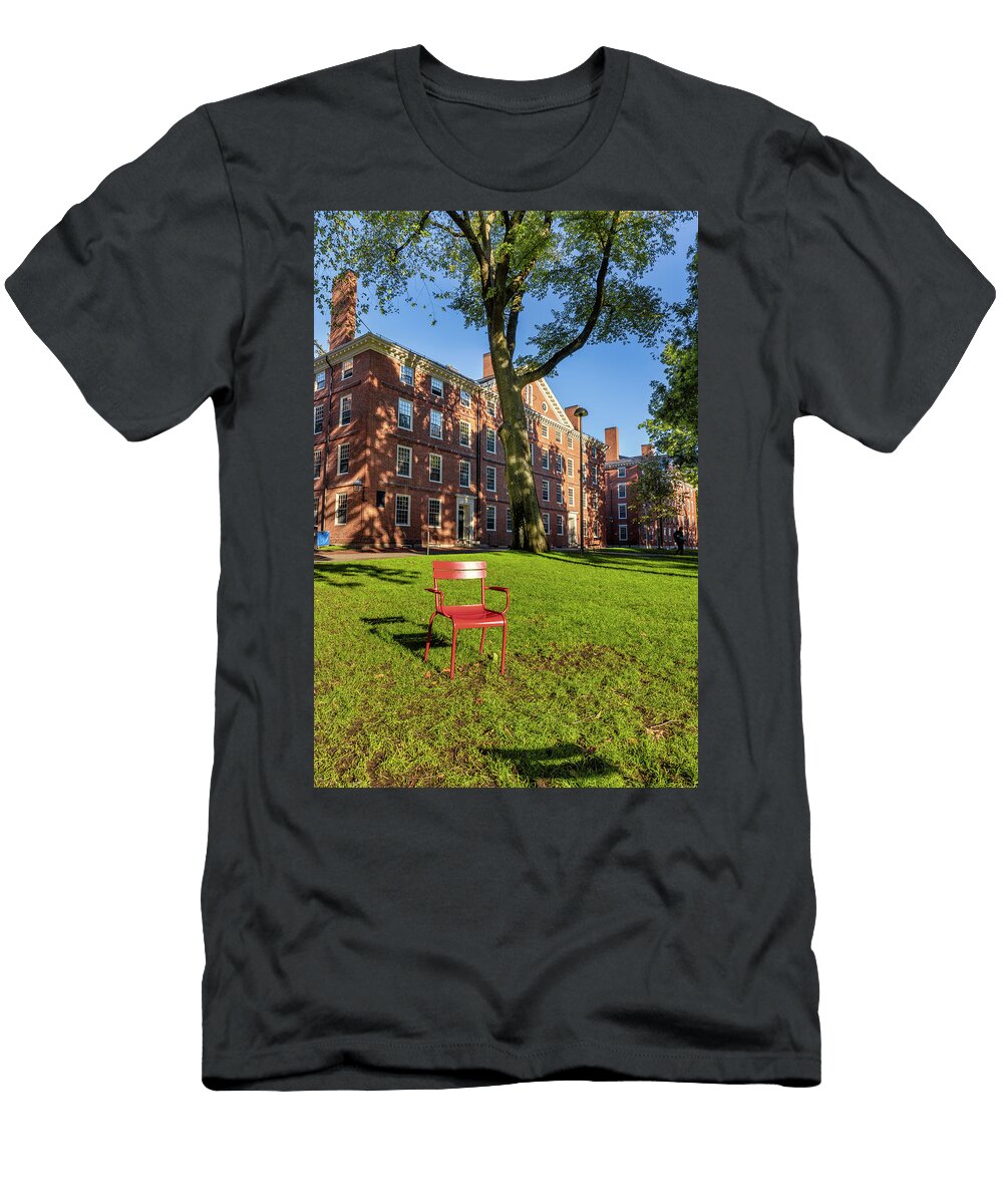 Massachusetts Cambridge Harvard University Campus Claudia Uripos T-Shirt