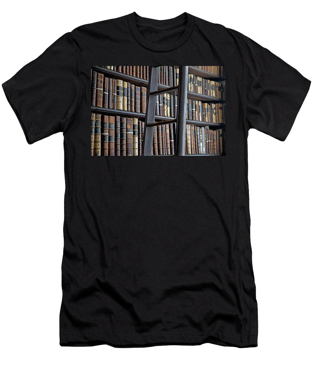 Masterful Minds Betsy a Cutler T-Shirt