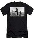 Missouri State University Bear Sculpture Springfield Mo Black and White Dmr Filho T-Shirt