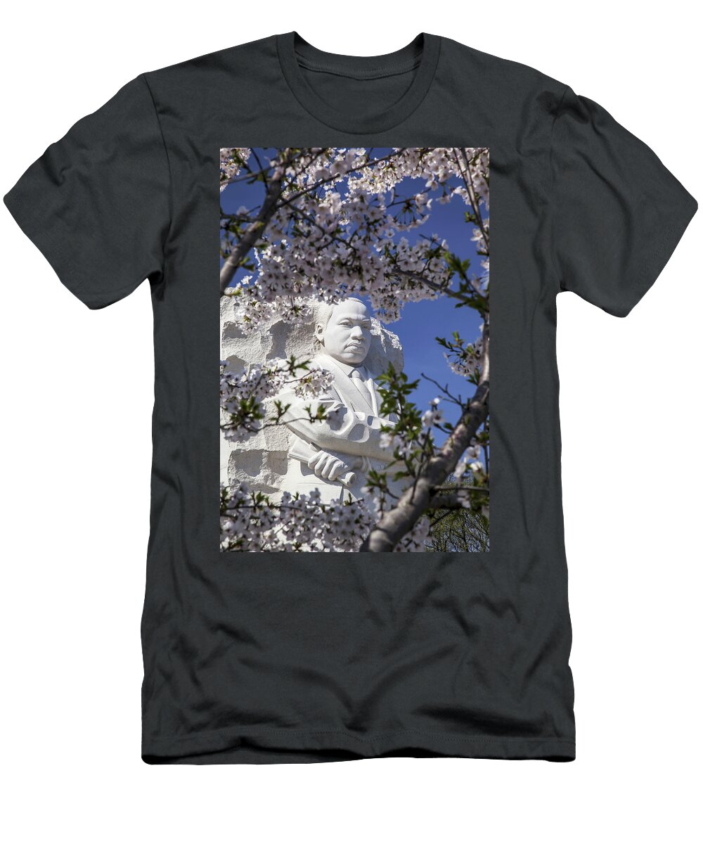 Mlk Jr Memorial Washington DC Milton Photography T-Shirt