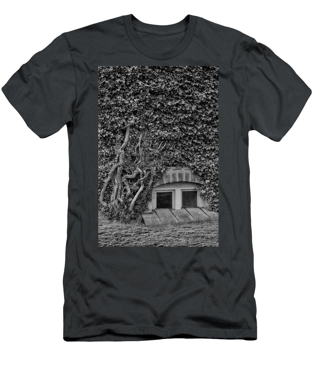 Nassau Hall Princeton Ivy Bw Susan Candelario T-Shirt