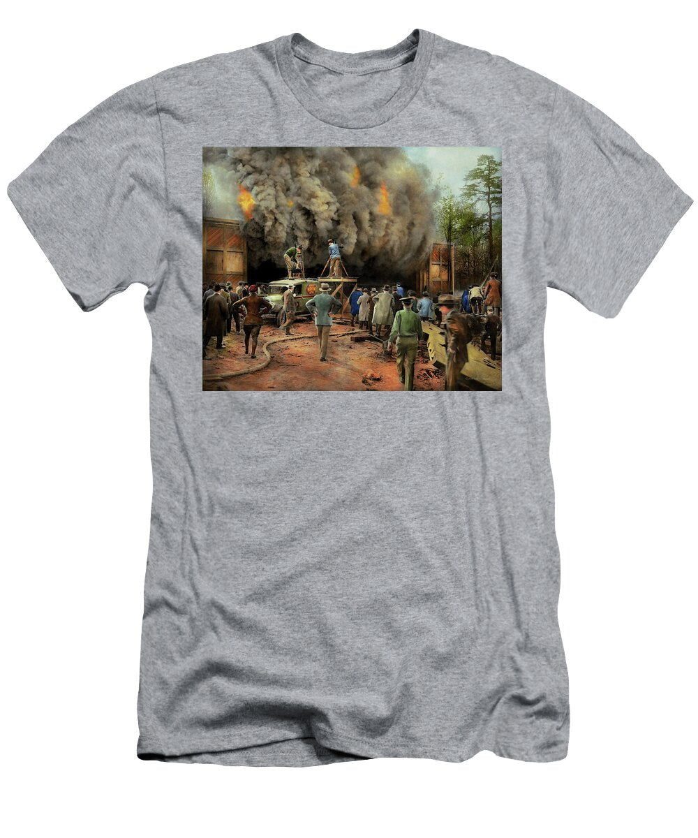News Reporter Metrotone News 1928 Mike Savad T-Shirt
