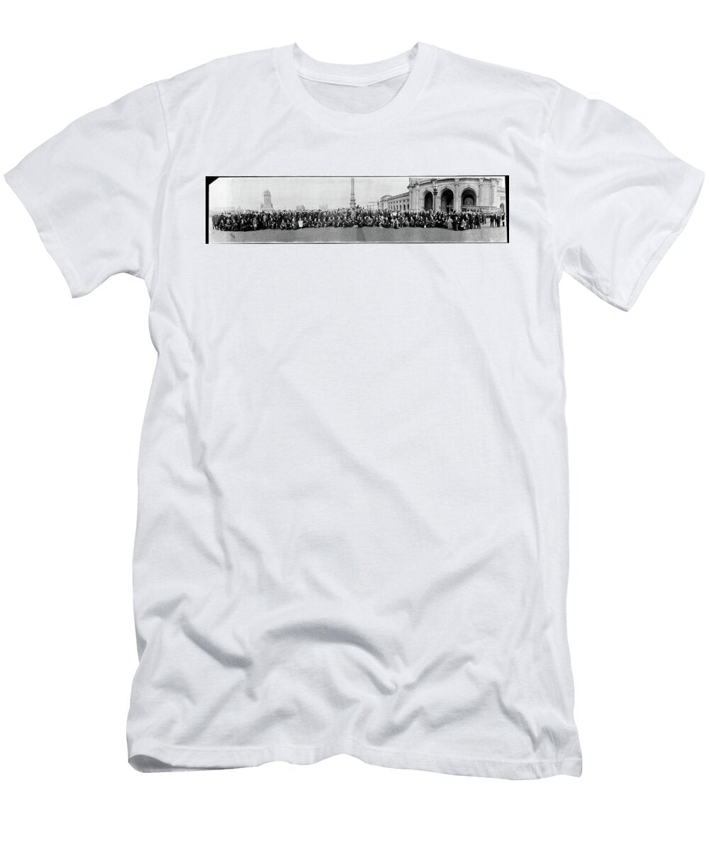 Pacifists At Union Station Washington Fred Schutz Collection T-Shirt