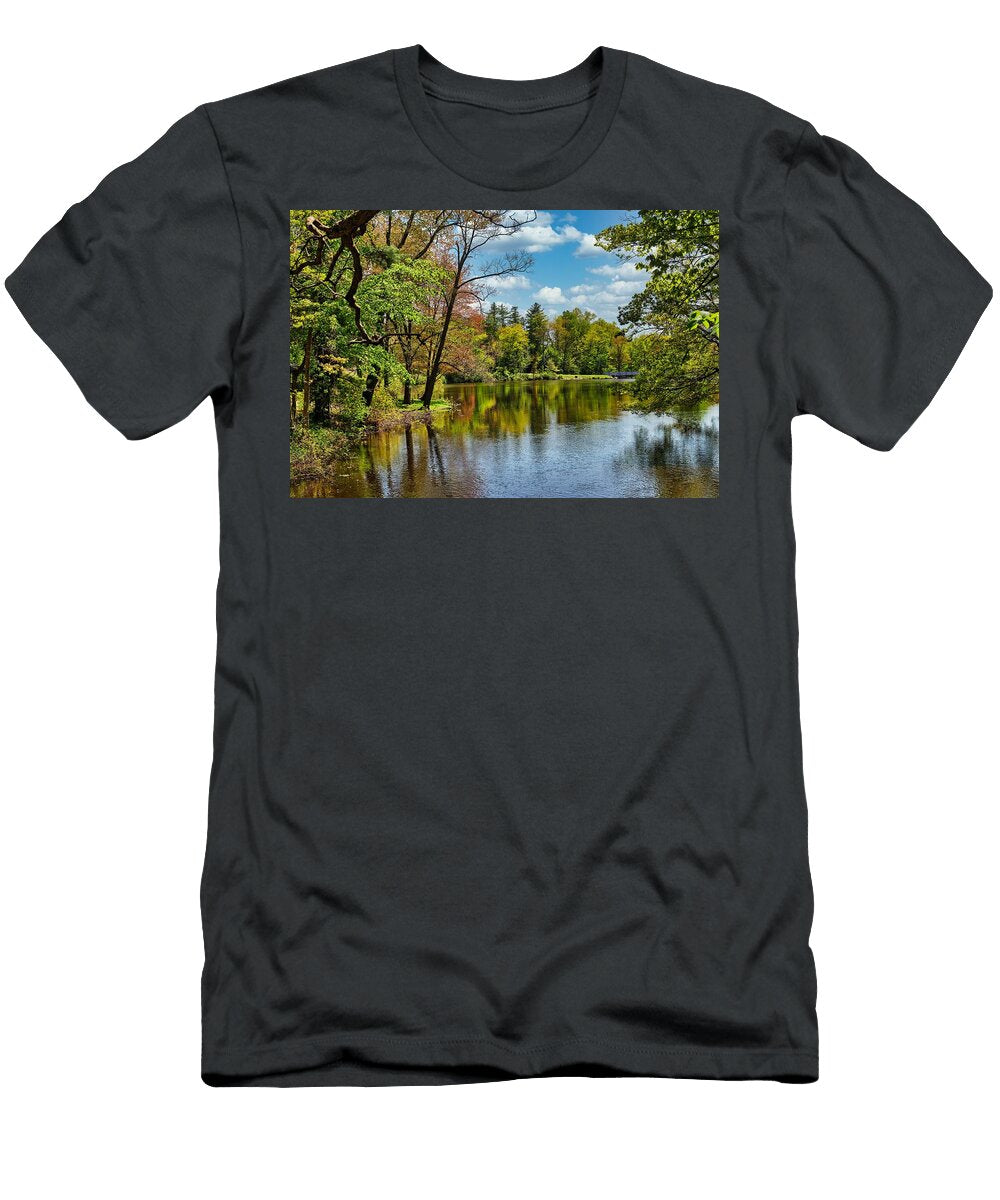 Paradise Lake Mount Holyoke College Mountain Dreams T-Shirt