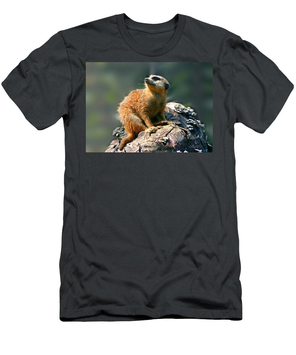 Posing Meerkat Jutta Maria Pusl T-Shirt