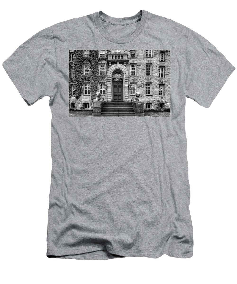 Princeton University Nassau Hall Bw Susan Candelario T-Shirt