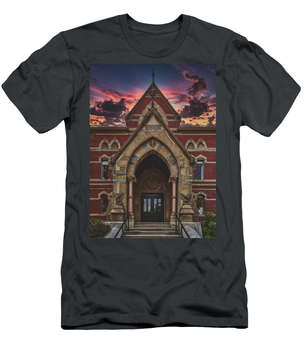 Robinson Hall Brown University Mountain Dreams T-Shirt