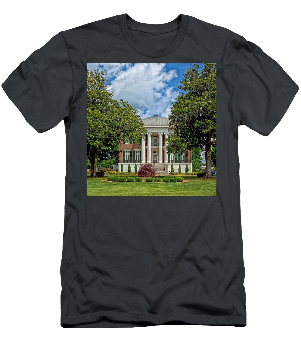 Rogers Hall University of North Alabama Mountain Dreams T-Shirt
