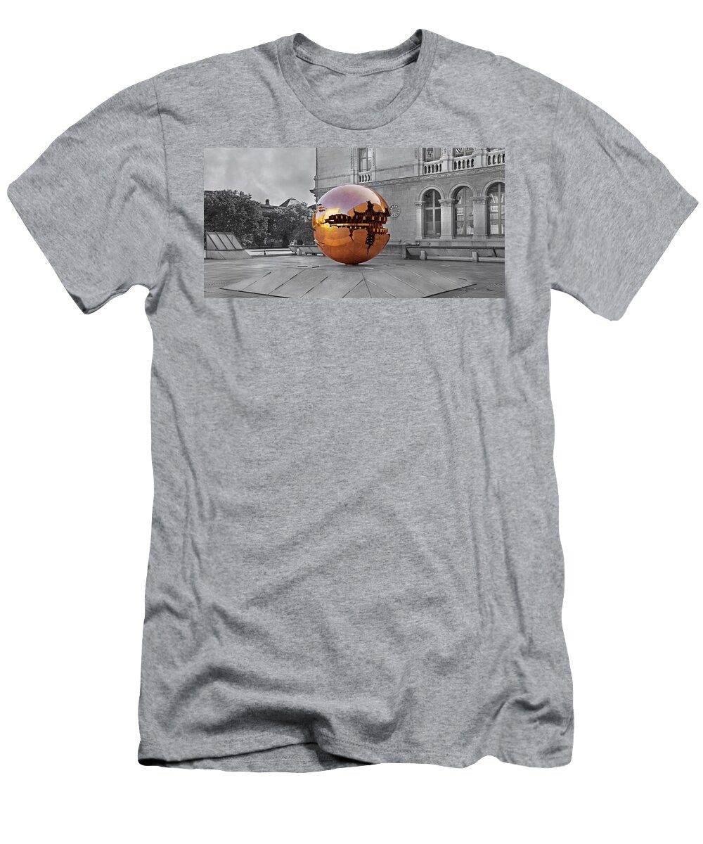 Selective Sphere Betsy a Cutler T-Shirt