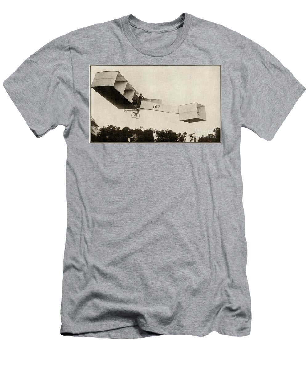 The Airplane 14bis in Flight in 1906 By Alberto Santos Dumont 1873 1932 Reproduction of a Photograph Airplane 14 Bis of Alberto Santos Dumont in Flight 1906 Halftone Reproduction of a Photograph American School T-Shirt