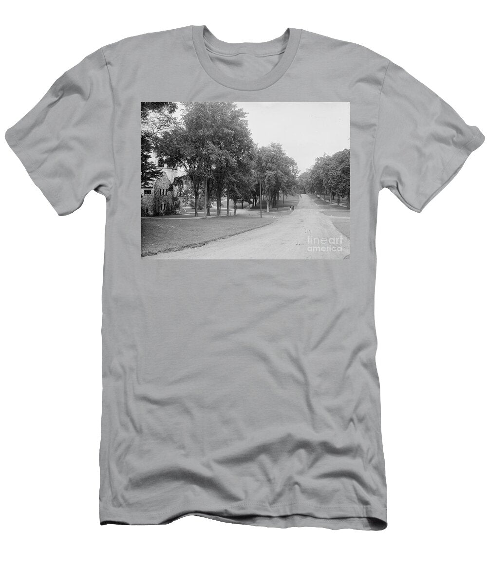 The Campus Williams College Williamstown Massachusetts C1904 Bw Photo Detroit Publishing Co T-Shirt