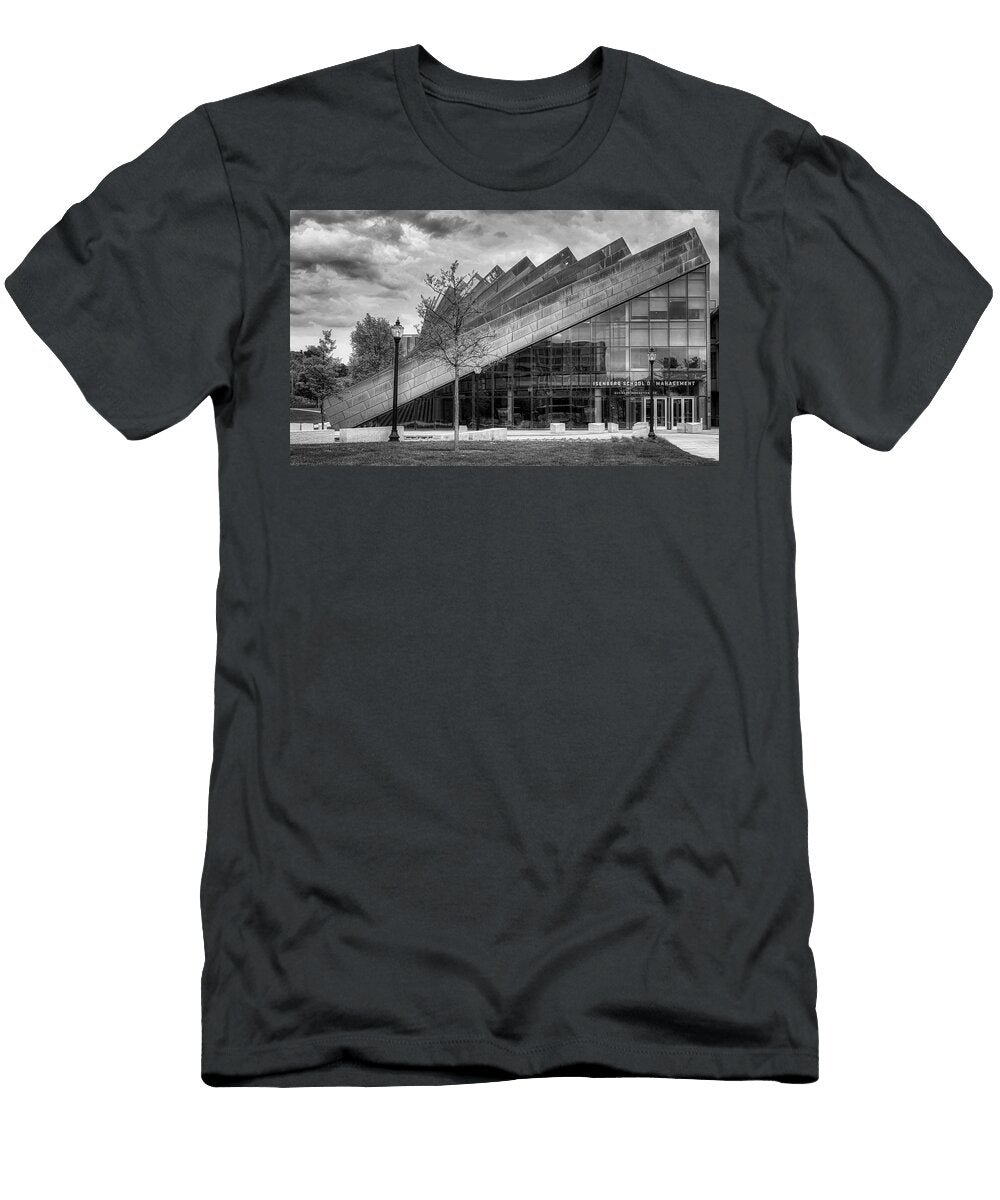 The Isenberg School of Management University of Massachusetts Amherst Mountain Dreams T-Shirt