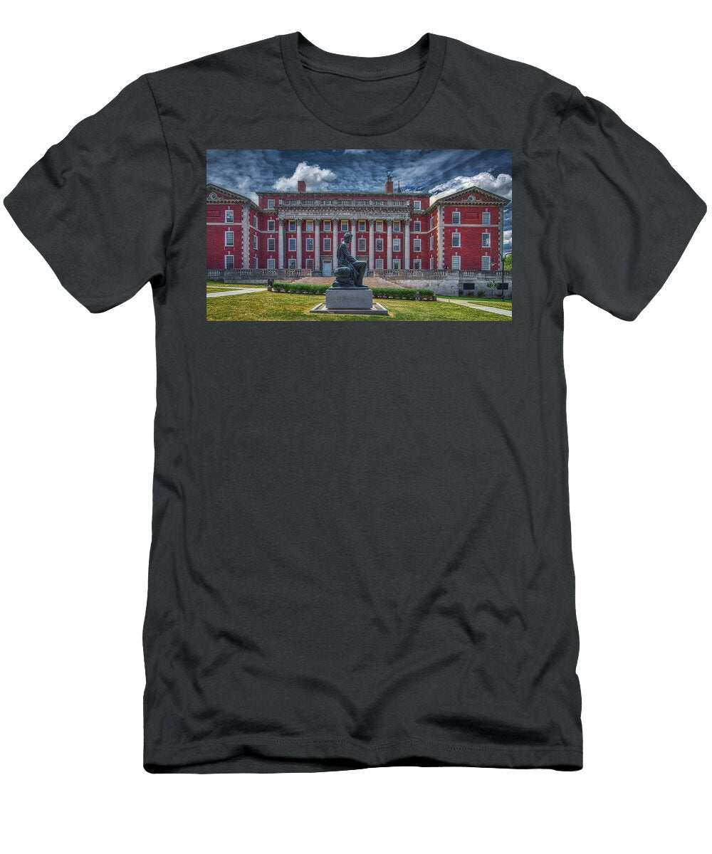 The Maxwell School of Citizenship Syracuse University Mountain Dreams T-Shirt