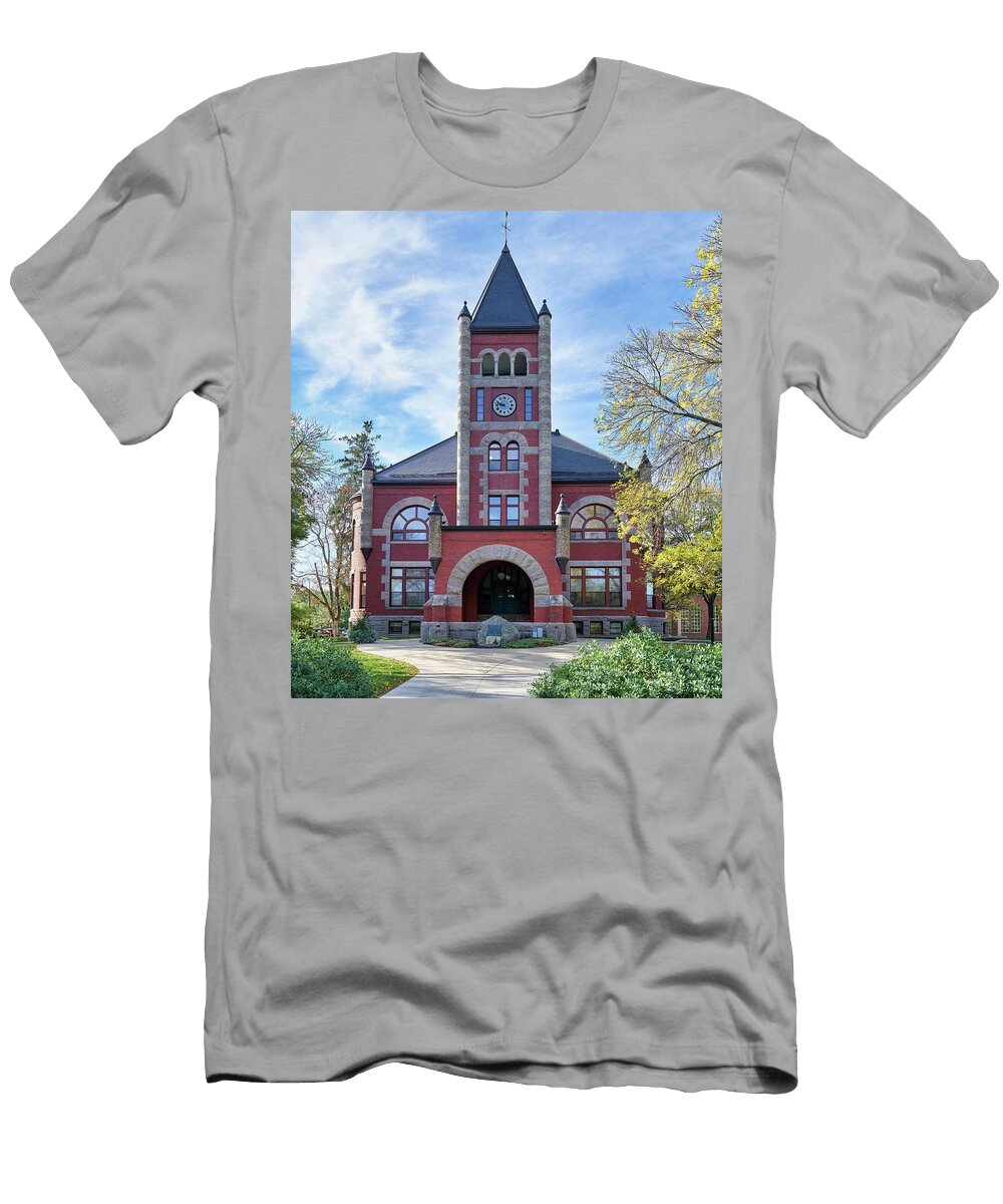 Thompson Hall University of New Hampshire Mountain Dreams T-Shirt