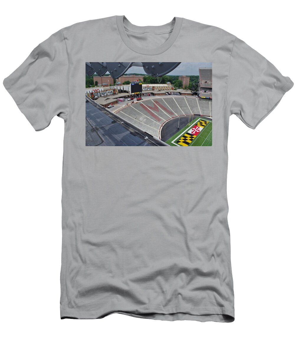 Um Robert Geary T-Shirt