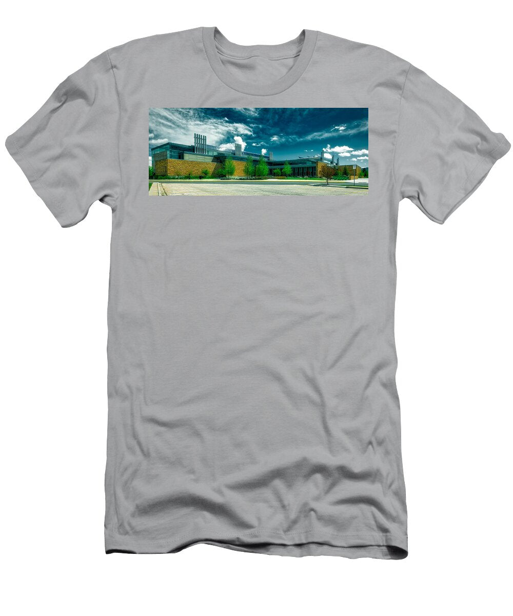 Visual Arts Building University of Wyoming Mountain Dreams T-Shirt