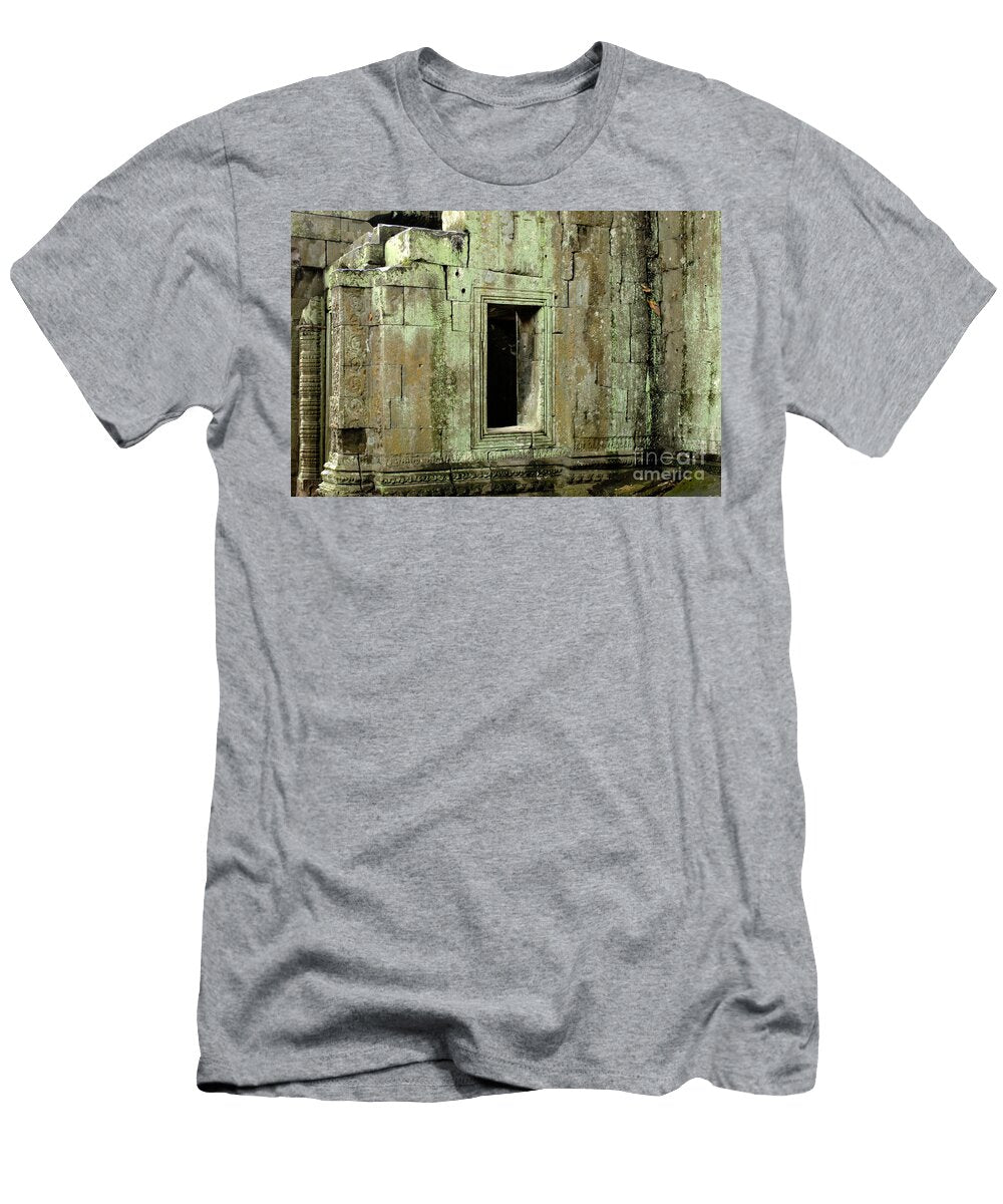 Wall Ta Prohm Bob Christopher T-Shirt