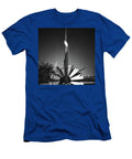 Windmill Out of Focus in Bw Yopedro T-Shirt