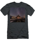 Winter Milky Way Over Coast Guard Beach Old Rescue Station Joseph Mcclure T-Shirt