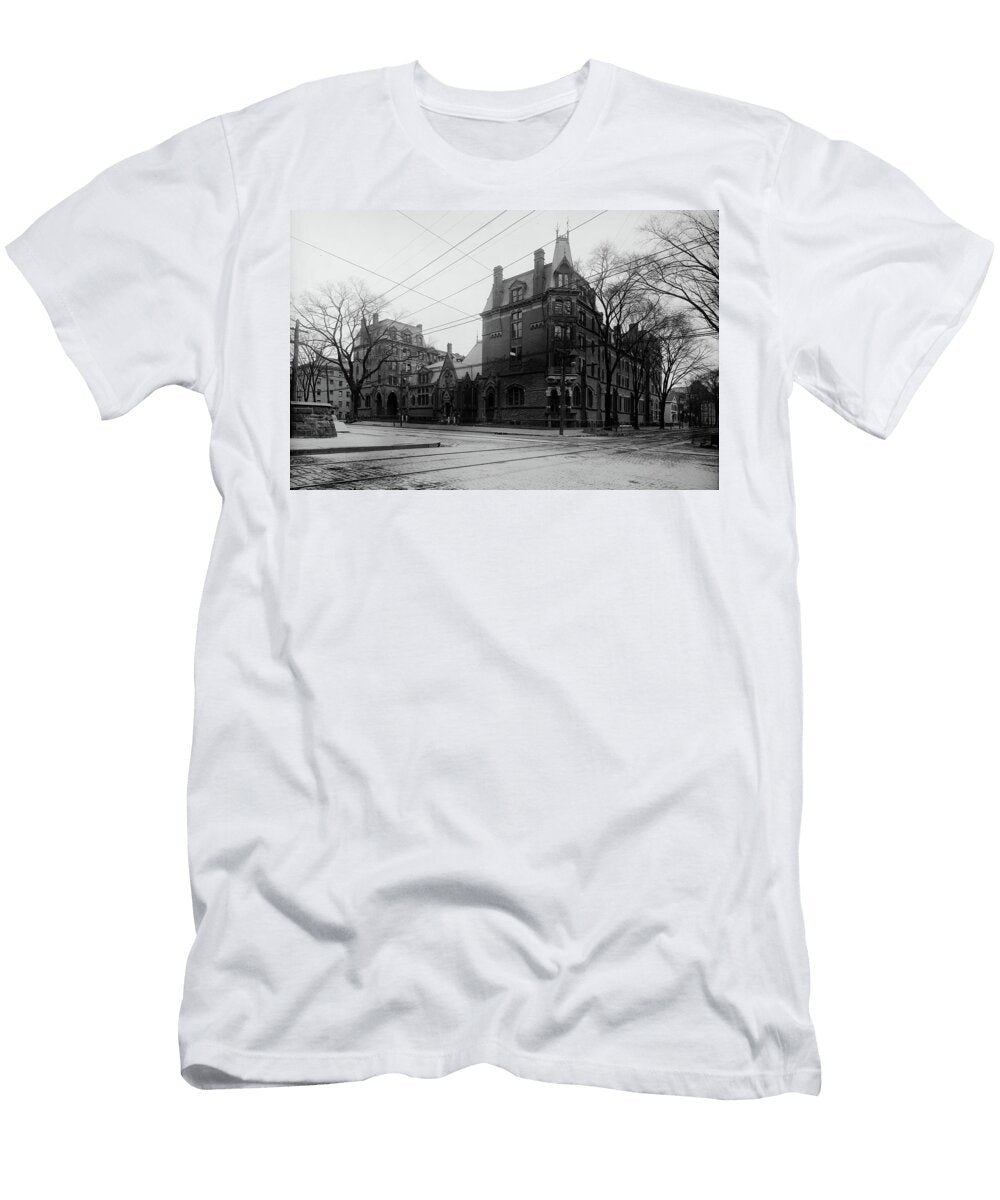 Yale Divinity School C1907 L O C T-Shirt