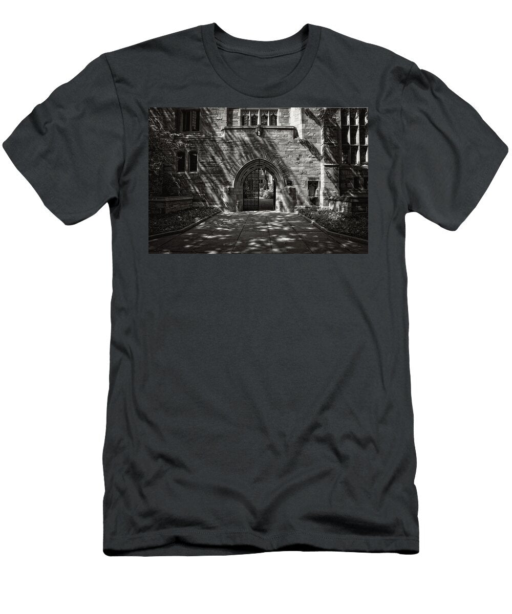 Yale University Memorial Quadrangle Gate Mountain Dreams T-Shirt